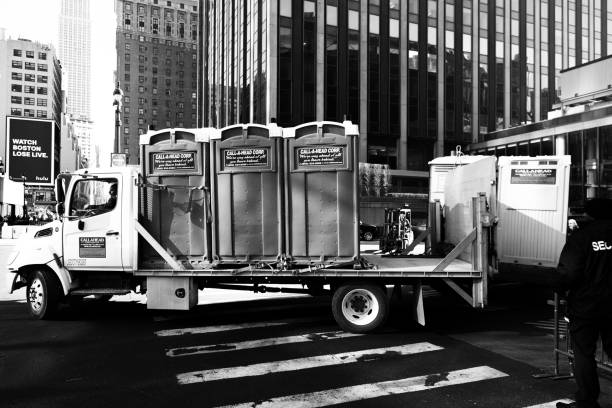 Best Portable toilet rental cost  in La Croft, OH